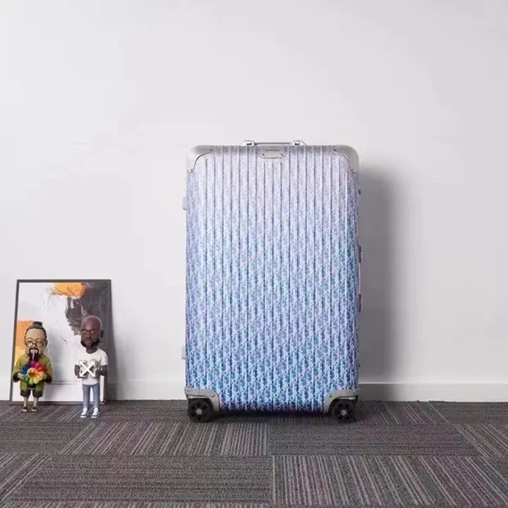 スーパーコピー リモワ スーツケース