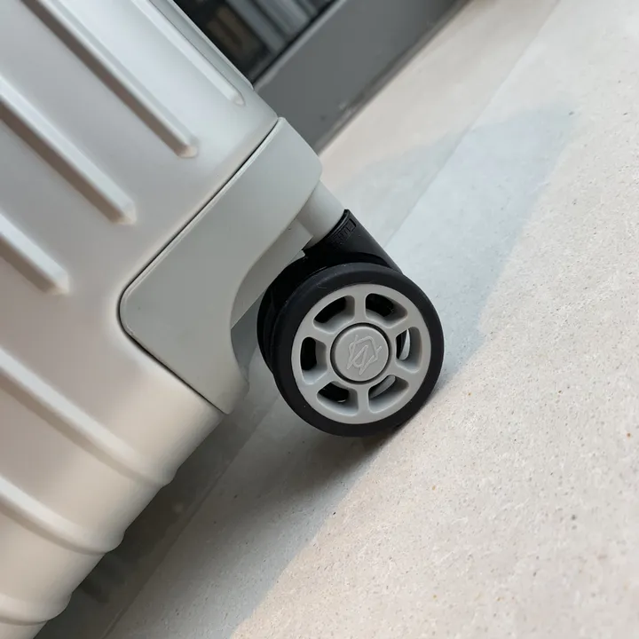 スーパーコピー リモワ スーツケース