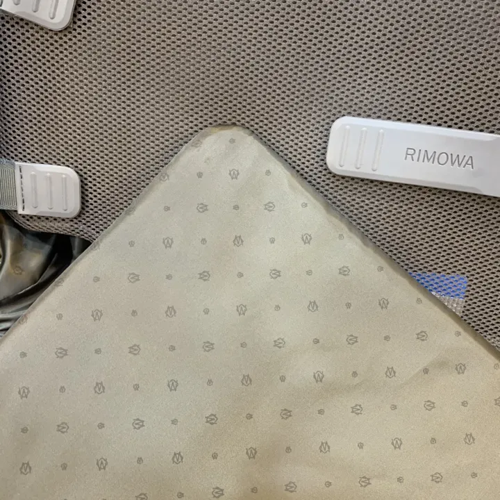 スーパーコピー リモワ スーツケース
