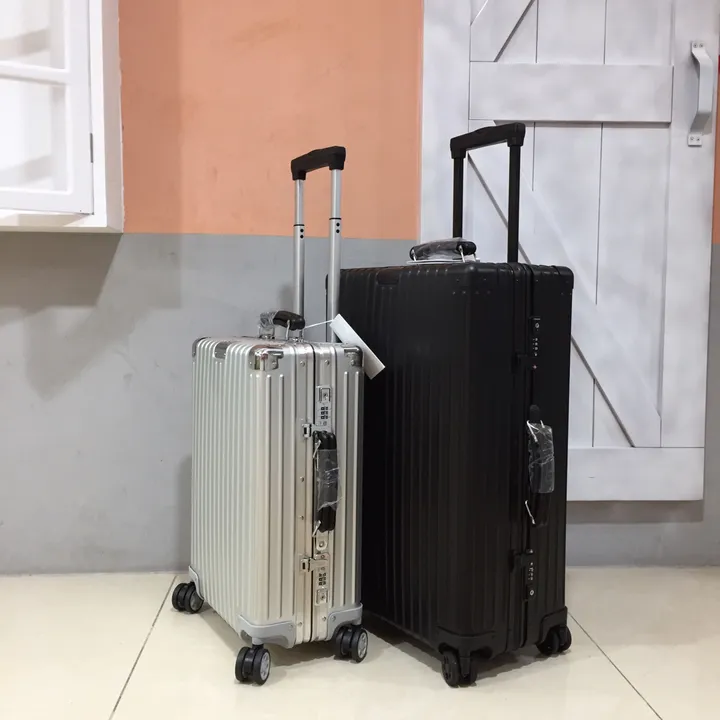 スーパーコピー リモワ スーツケース