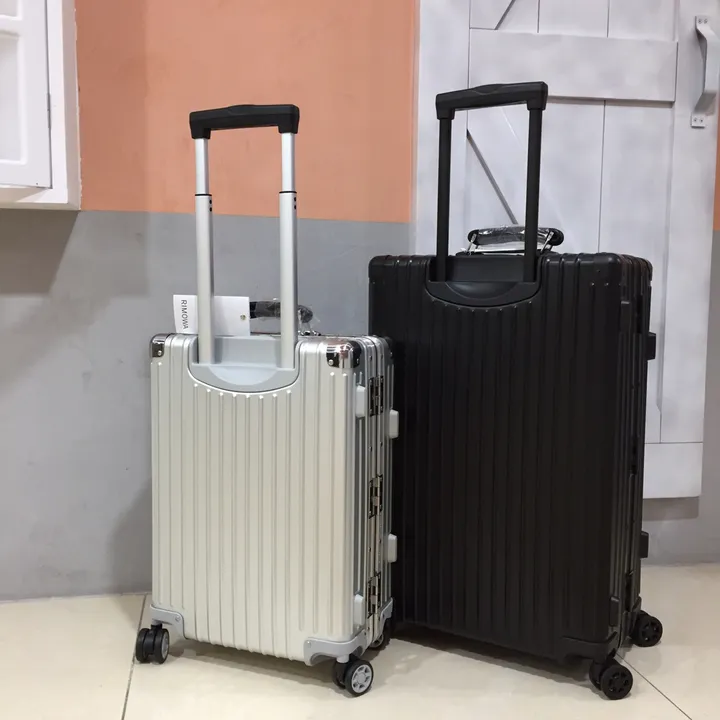 スーパーコピー リモワ スーツケース