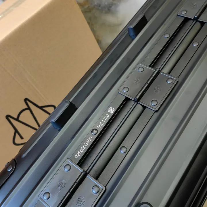 スーパーコピー リモワ スーツケース