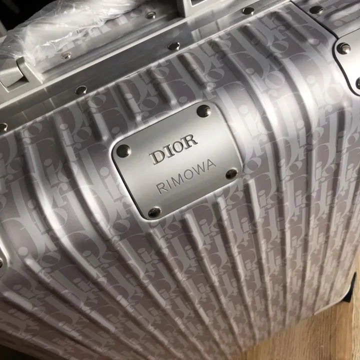 スーパーコピー グッチ スーツケース