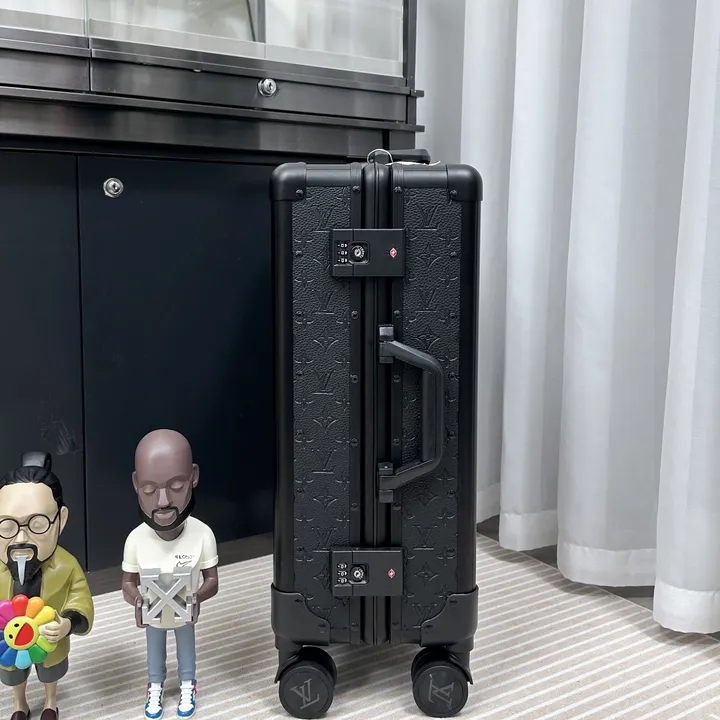 スーパーコピー ルイヴィトン スーツケース