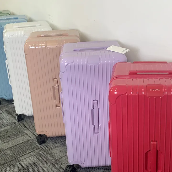 スーパーコピー リモワ スーツケース