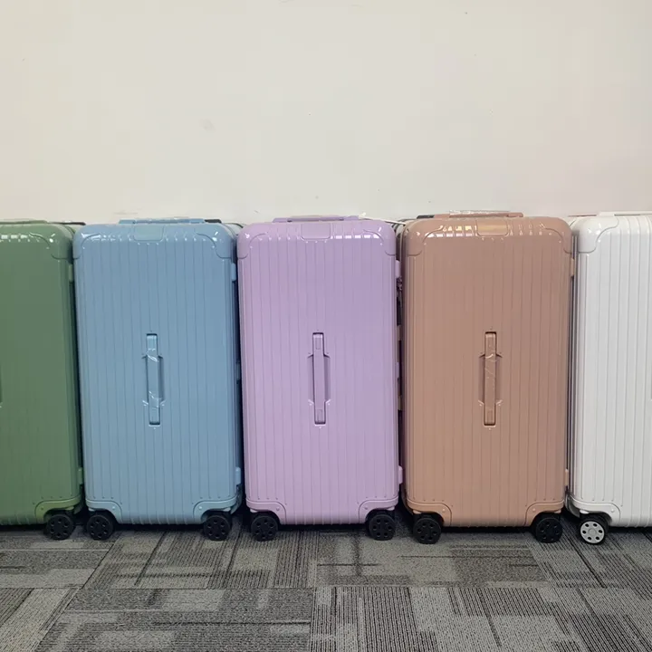 スーパーコピー リモワ スーツケース