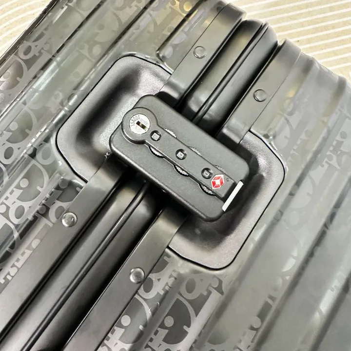 スーパーコピー グッチ スーツケース