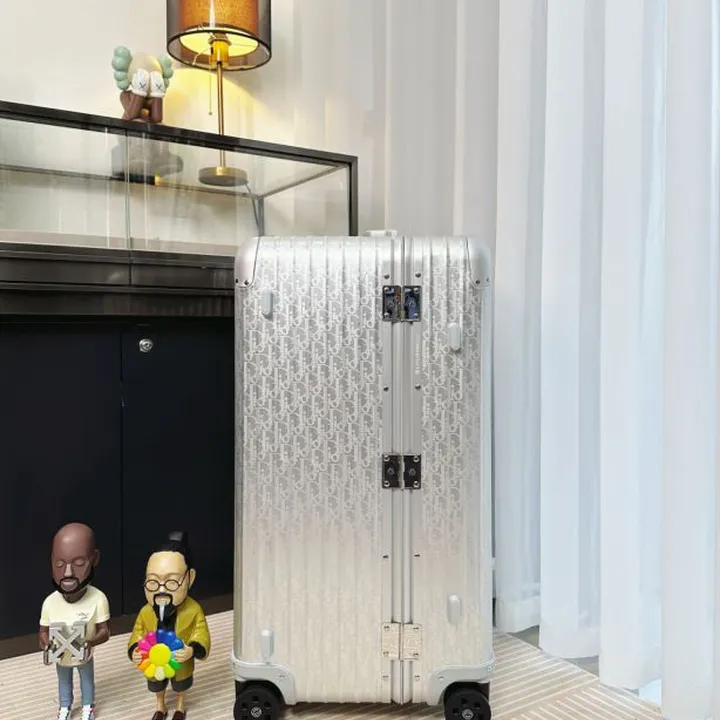 スーパーコピー グッチ スーツケース