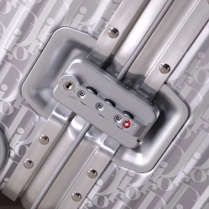 スーパーコピー リモワ スーツケース