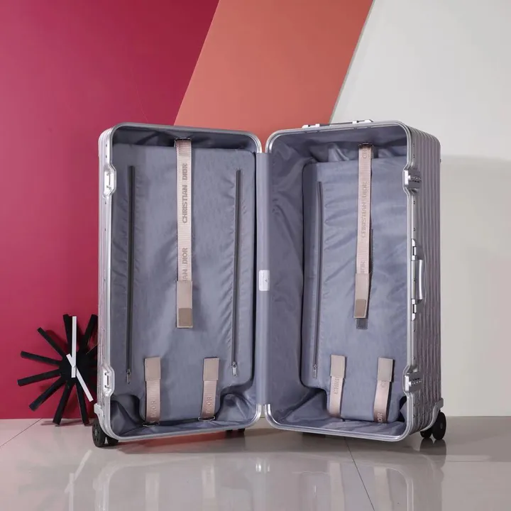 スーパーコピー リモワ スーツケース