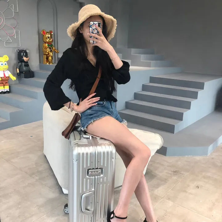 スーパーコピー リモワ スーツケース