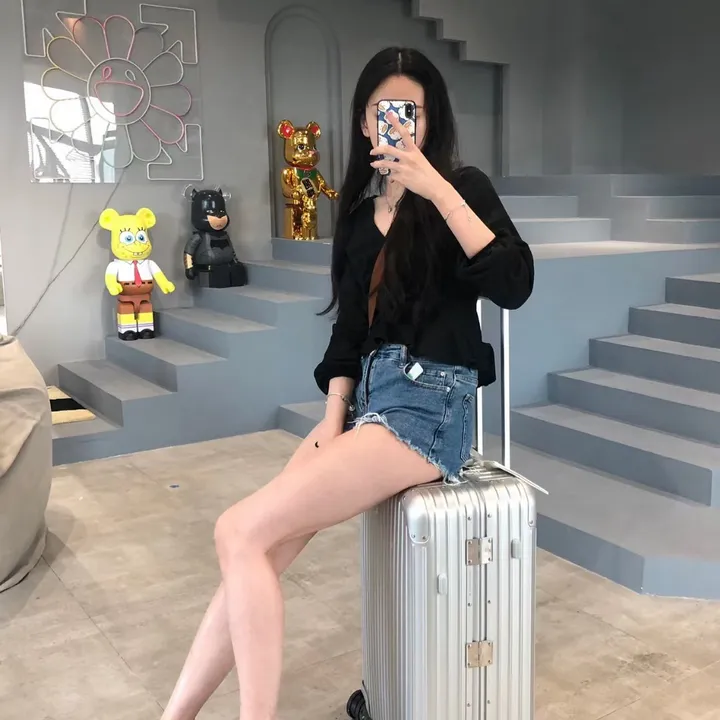 スーパーコピー リモワ スーツケース