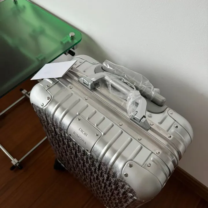 スーパーコピー グッチ スーツケース