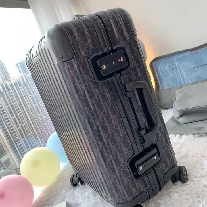 スーパーコピー グッチ スーツケース