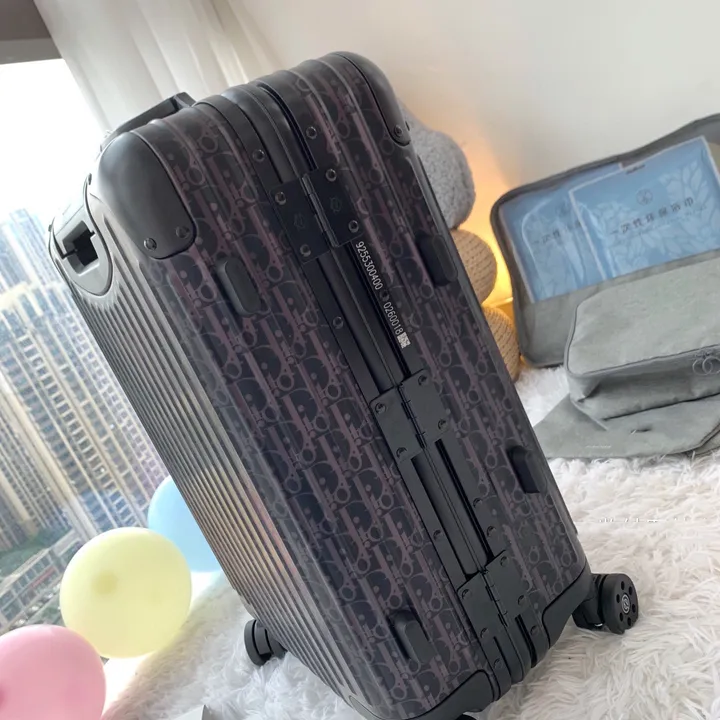 スーパーコピー グッチ スーツケース