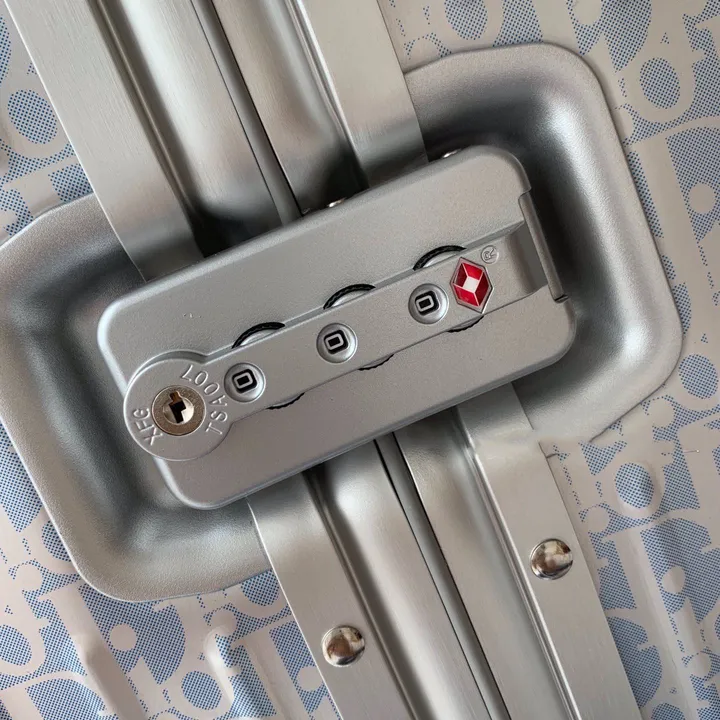 スーパーコピー グッチ スーツケース