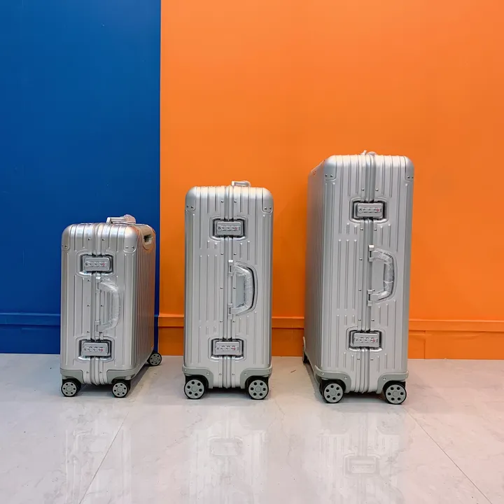 スーパーコピー リモワ スーツケース
