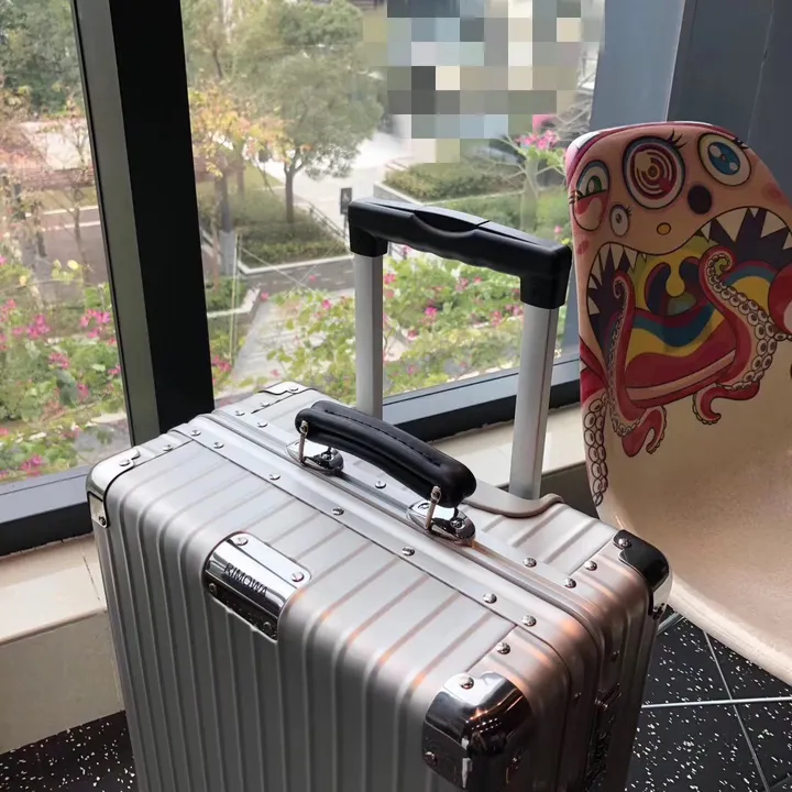 スーパーコピー リモワ スーツケース