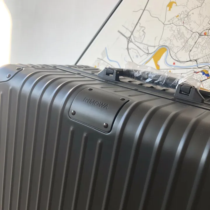 スーパーコピー リモワ スーツケース