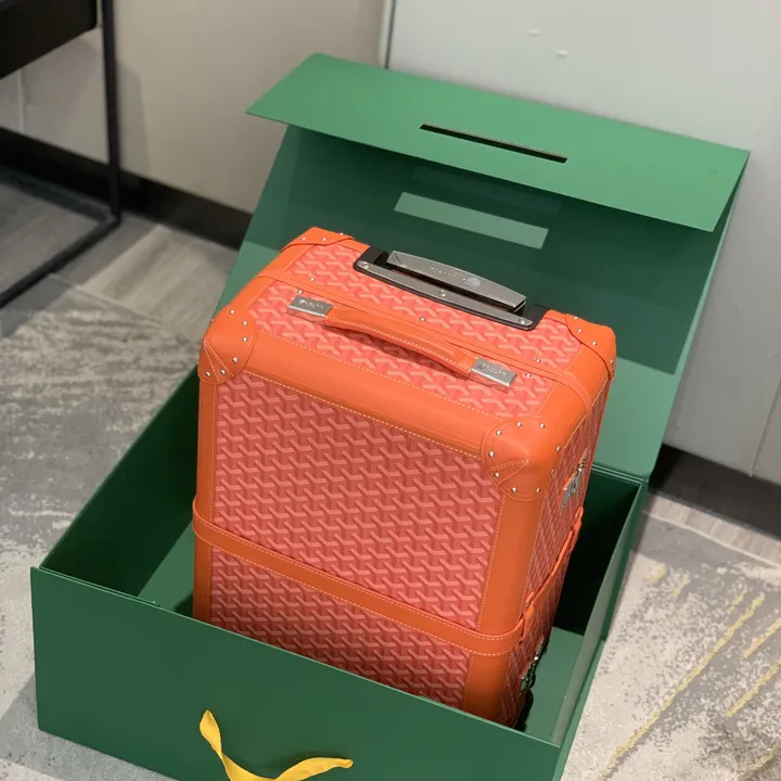 スーパーコピー フェンディ スーツケース