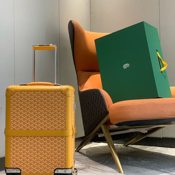 スーパーコピー フェンディ スーツケース