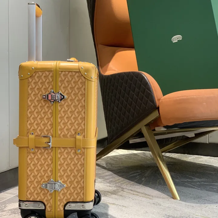 スーパーコピー フェンディ スーツケース