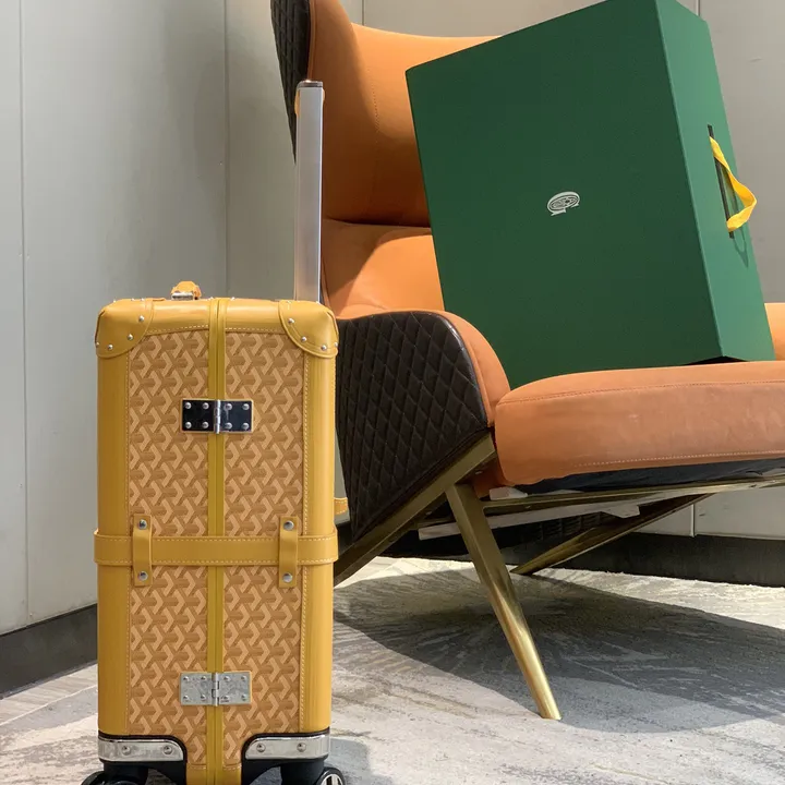 スーパーコピー フェンディ スーツケース