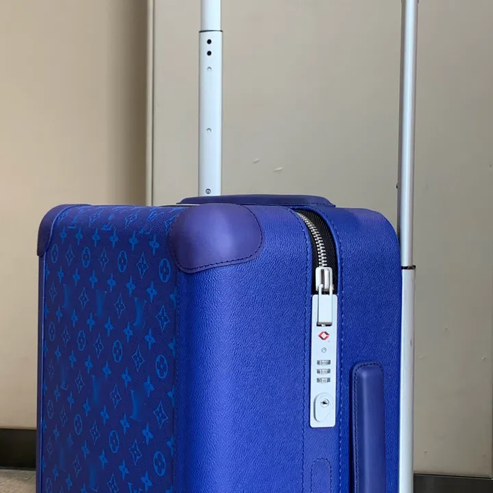 スーパーコピー ルイヴィトン スーツケース