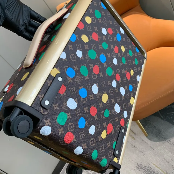 スーパーコピー ルイヴィトン スーツケース