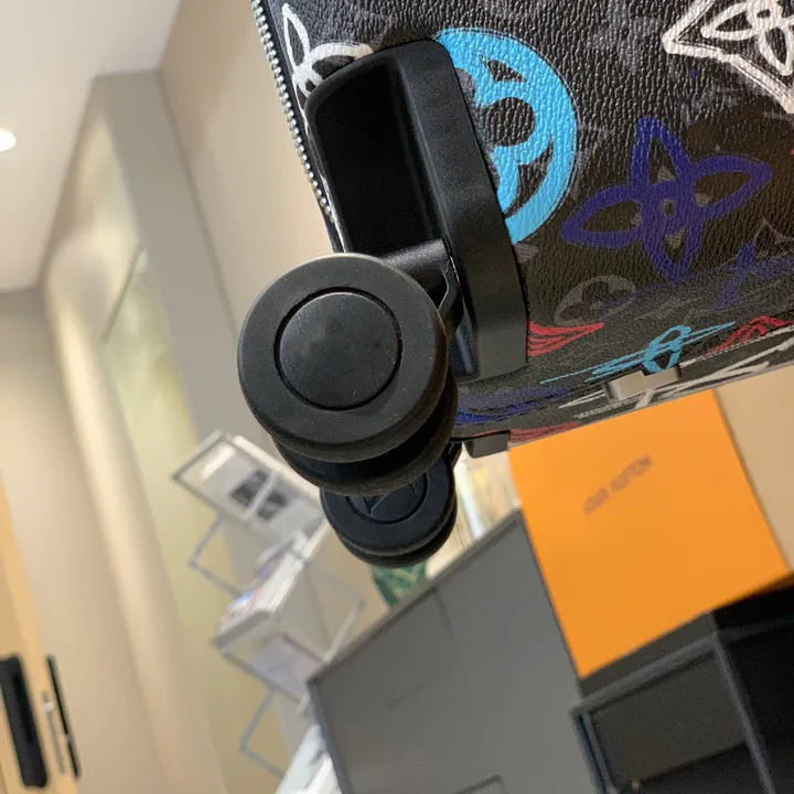 スーパーコピー ルイヴィトン スーツケース