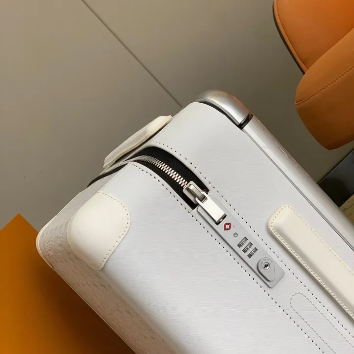 スーパーコピー ルイヴィトン スーツケース