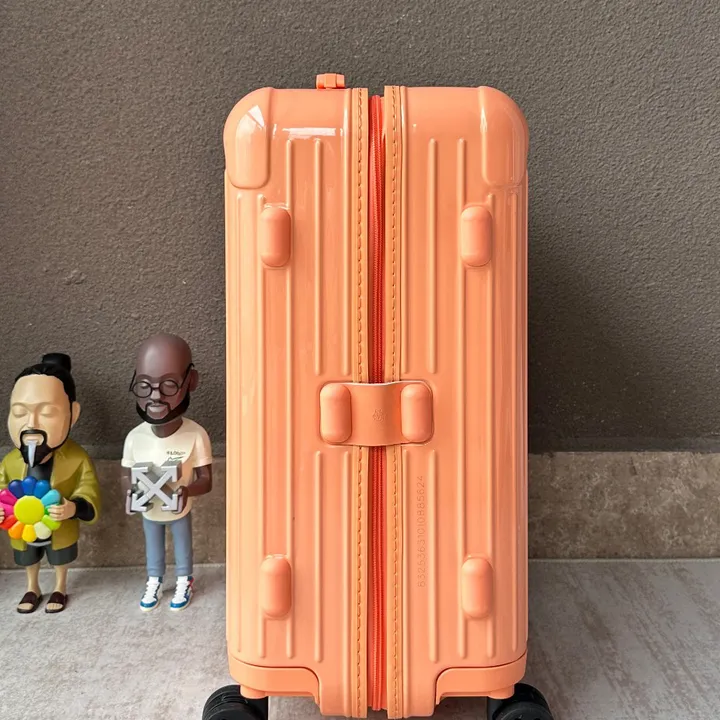 スーパーコピー リモワ スーツケース