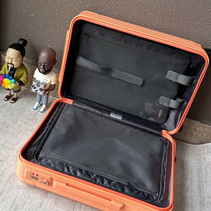 スーパーコピー リモワ スーツケース