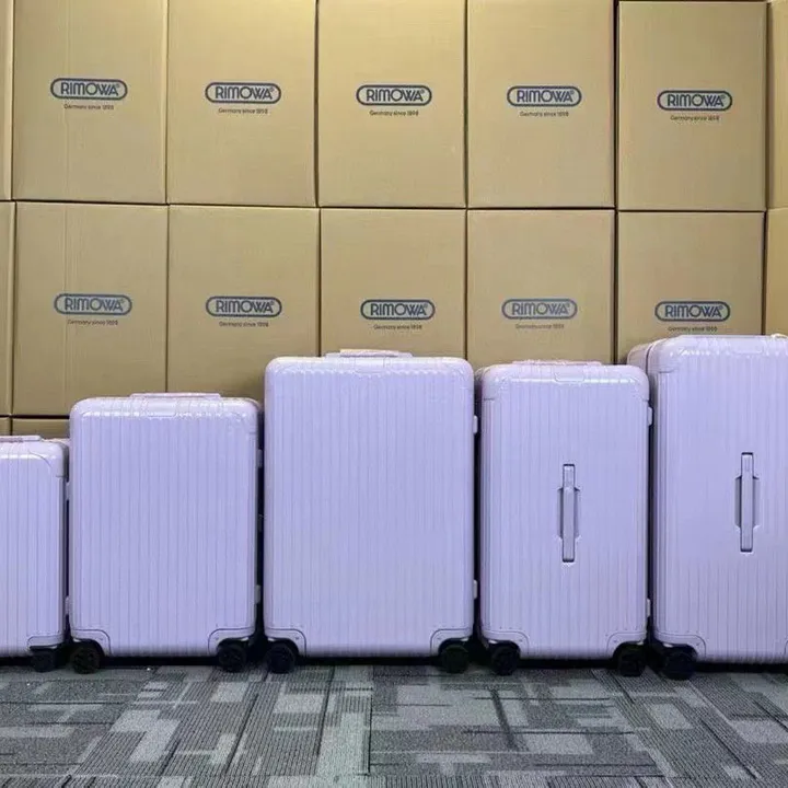 スーパーコピー リモワ スーツケース