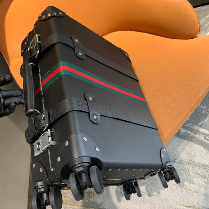 スーパーコピー グッチ スーツケース