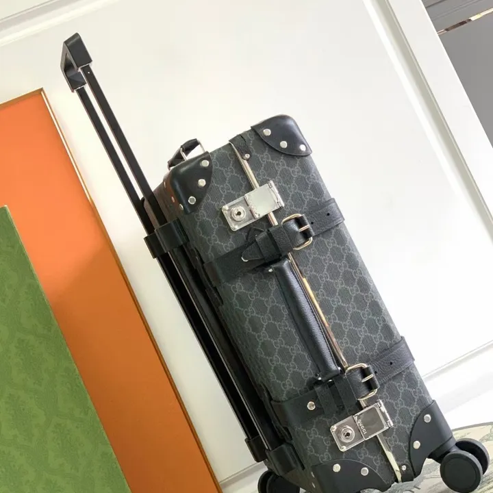 スーパーコピー グッチ スーツケース