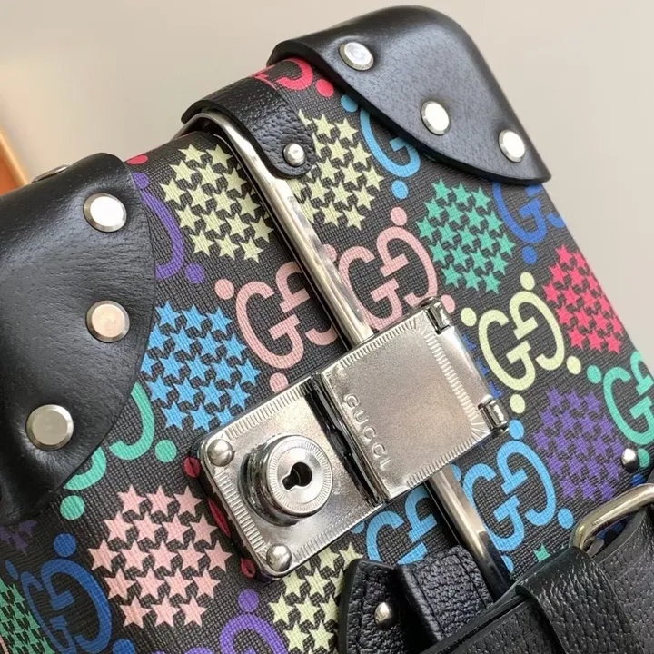 スーパーコピー グッチ スーツケース