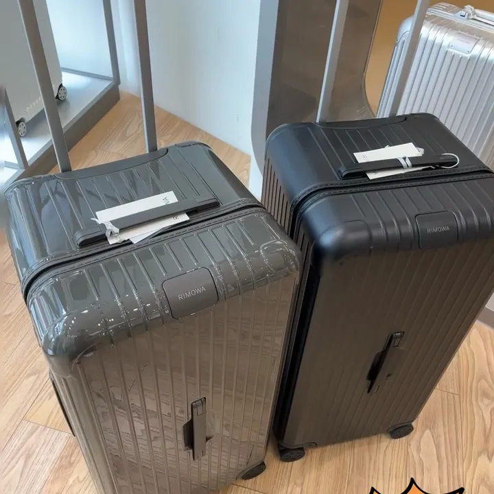 スーパーコピー リモワ スーツケース