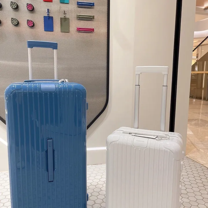 スーパーコピー リモワ スーツケース