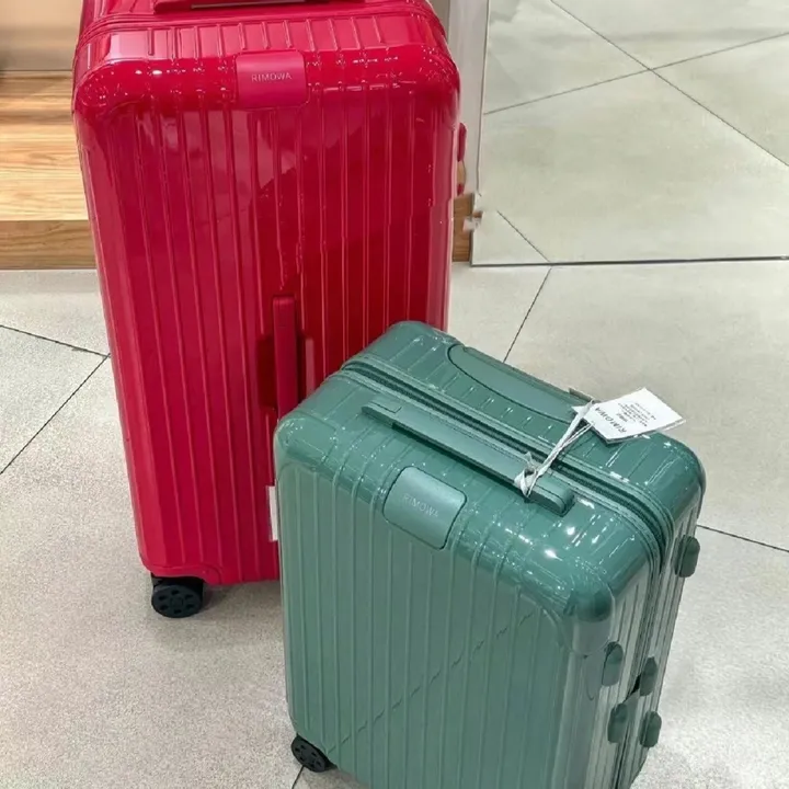 スーパーコピー リモワ スーツケース