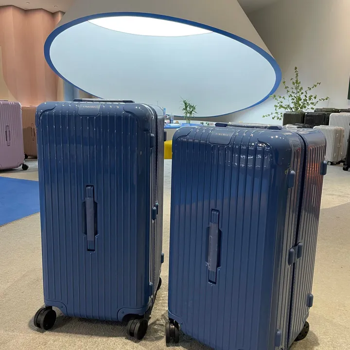 スーパーコピー リモワ スーツケース