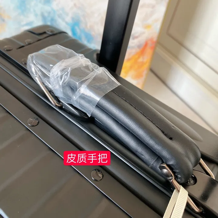 スーパーコピー リモワ スーツケース