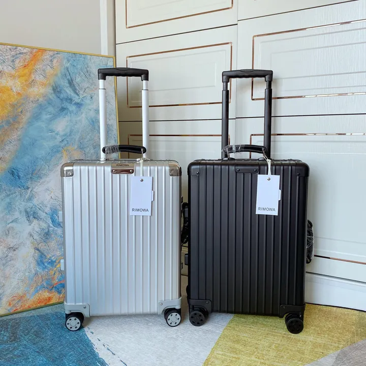 スーパーコピー リモワ スーツケース