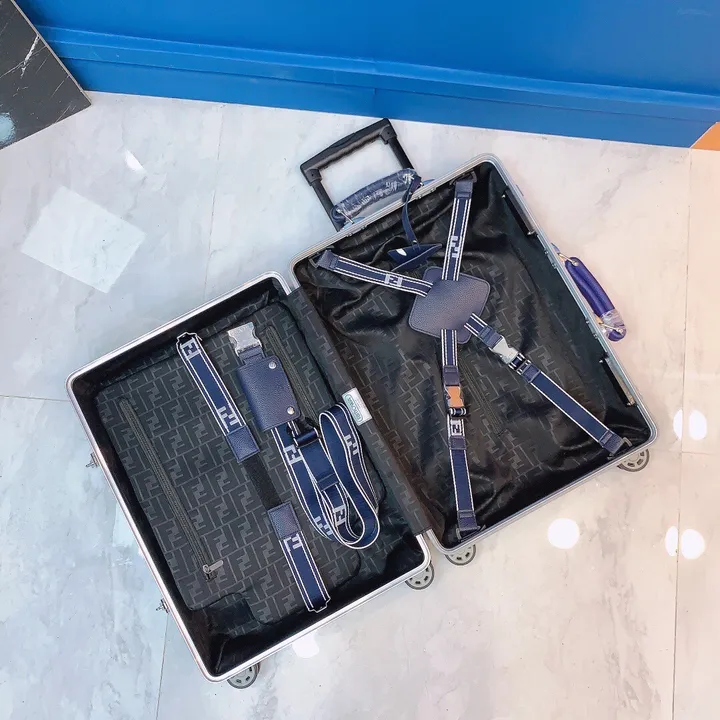 スーパーコピー リモワ スーツケース