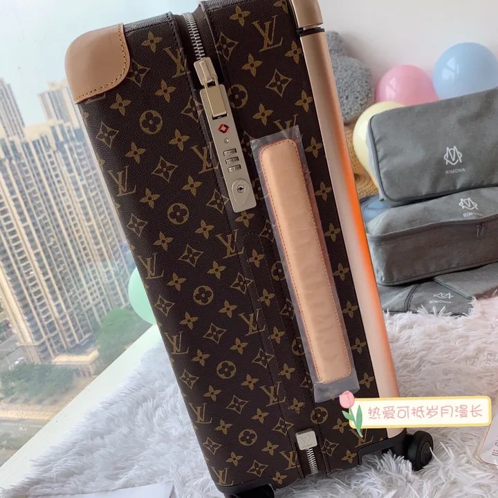 スーパーコピー ルイヴィトン スーツケース