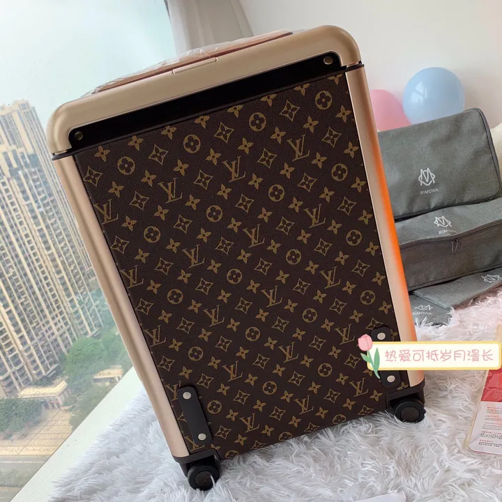 スーパーコピー ルイヴィトン スーツケース