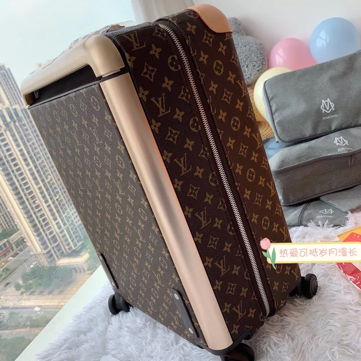 スーパーコピー ルイヴィトン スーツケース