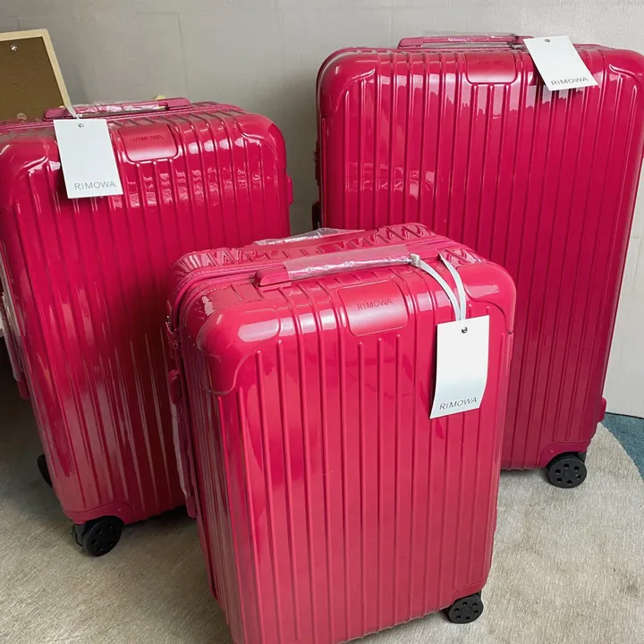 スーパーコピー リモワ スーツケース