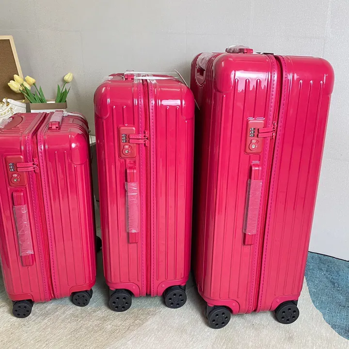 スーパーコピー リモワ スーツケース