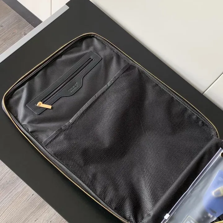 スーパーコピー シャネル スーツケース